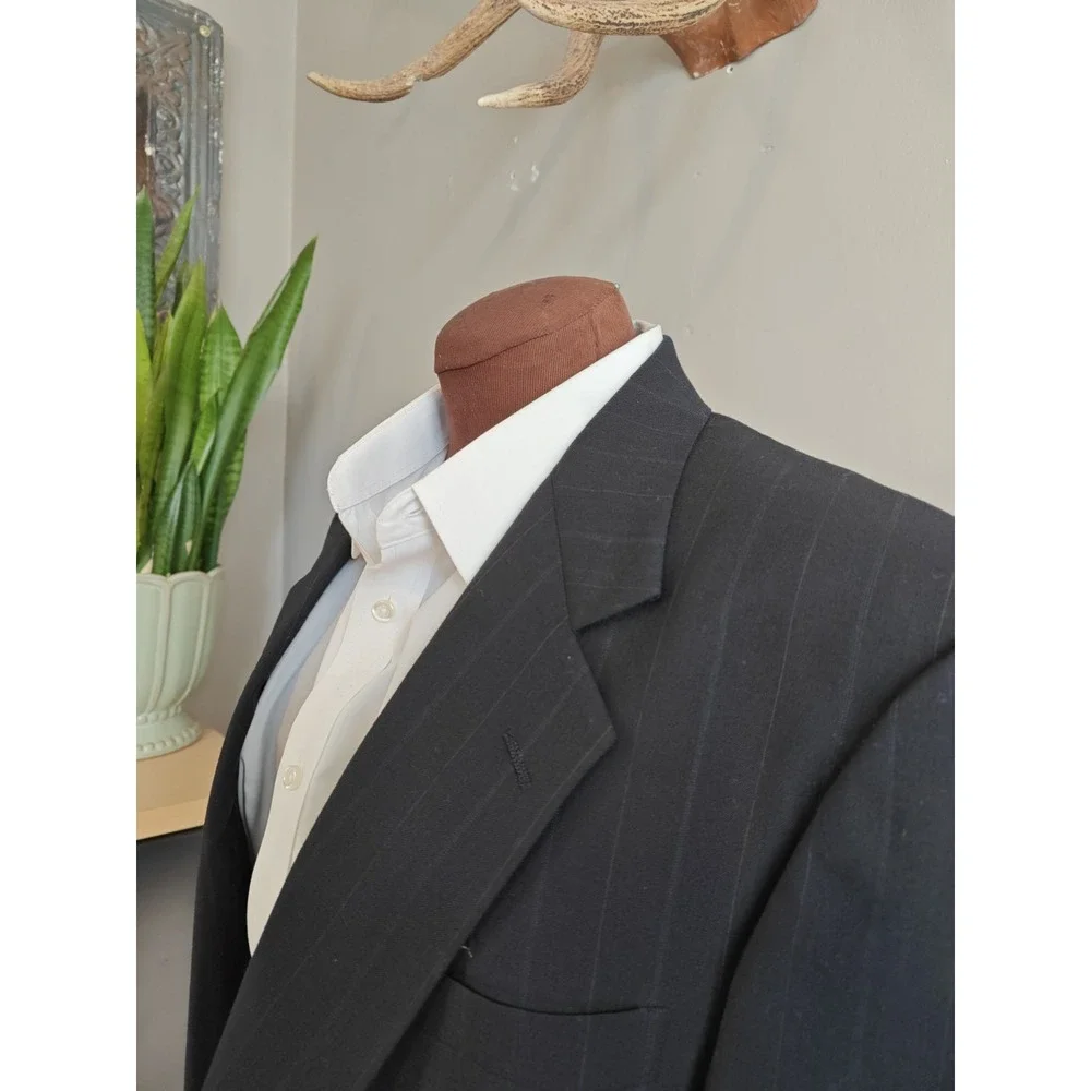 Hart Schaffner Marx Mens 42R Wool Sports Coat Dark Blue Pinstripe Made in USA